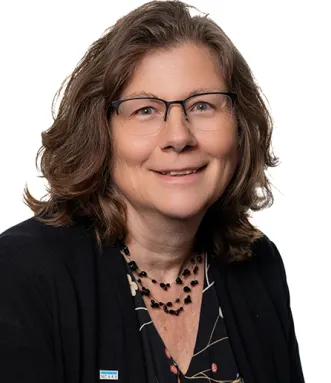 Headshot of Linda Schemmel in 2025.